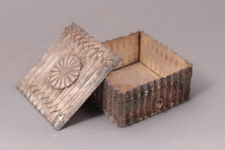 方形ボンボニエール