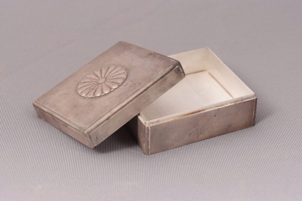 方形ボンボニエール