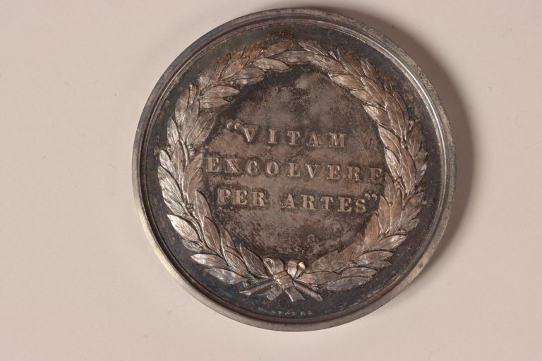 メダル（メルボルン万国博覧会記念品）